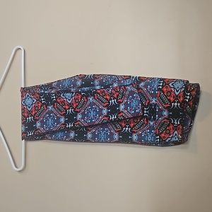 Geometric pattern leggings by Lularoe